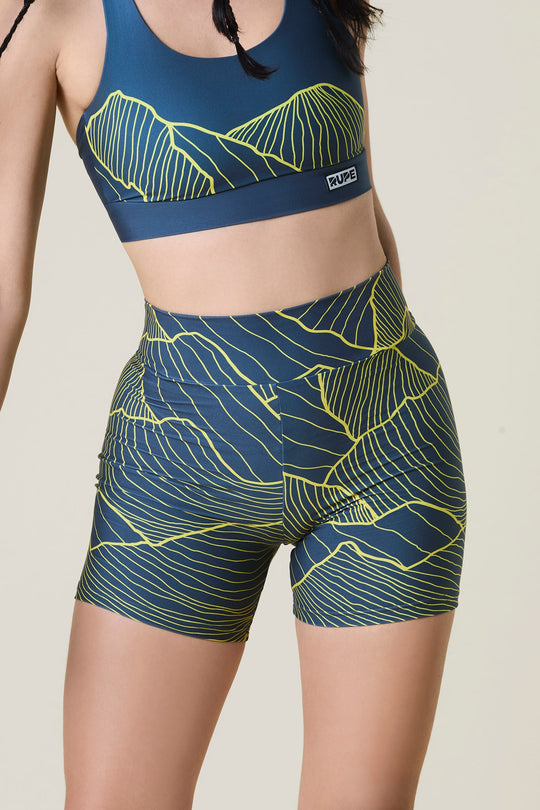 Active Mountain Set - 2 Women's Shorts