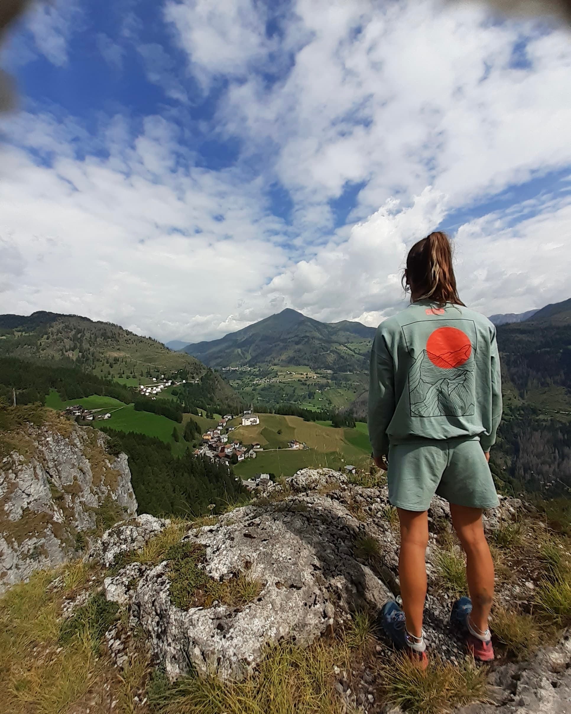 Felpa leggera da donna Jeans Montagne